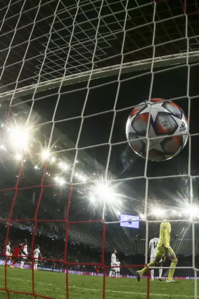 Carousel Slide Image of Fußball-Testspiele