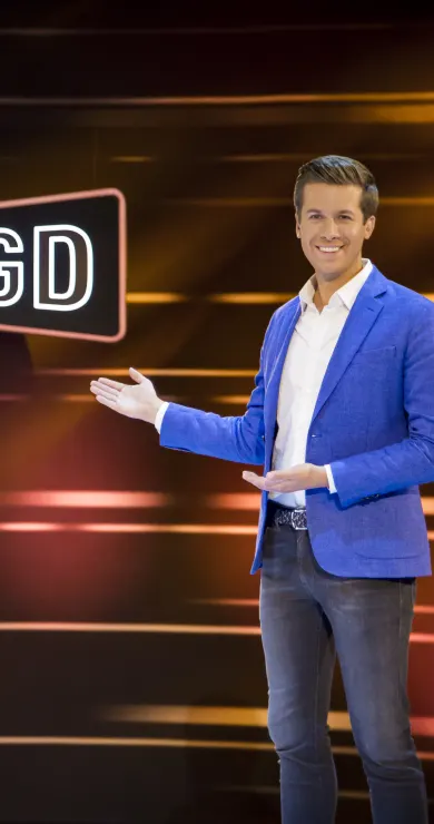 Carousel Slide Image of Folge 113