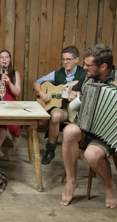 Carousel Slide Image of "Ghostbusters" mal anders