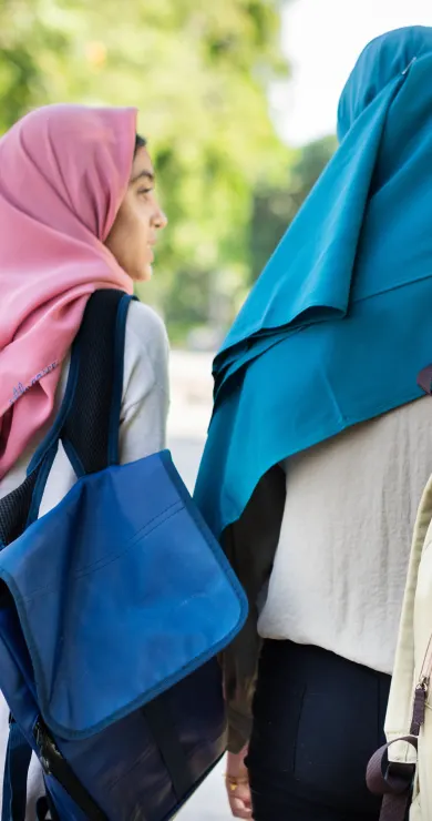 Carousel Slide Image of Islam-Vertreter fordern Kopftuch in Volksschule
