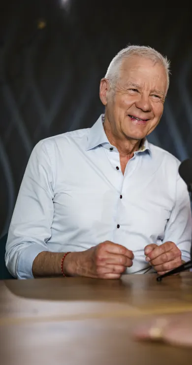 Carousel Slide Image of M. Politycki | Best of