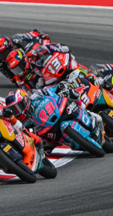Carousel Slide Image of Motegi: Rennen Moto3