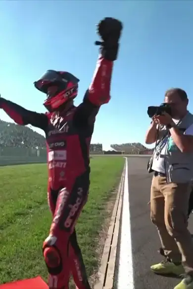 Carousel Slide Image of Nicolo Bulega: Seine emotionale letzte Runde!