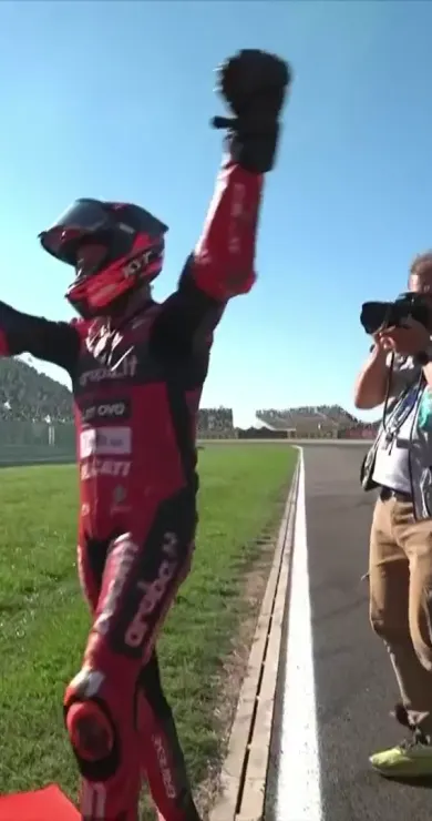 Carousel Slide Image of Nicolo Bulega: Seine emotionale letzte Runde!