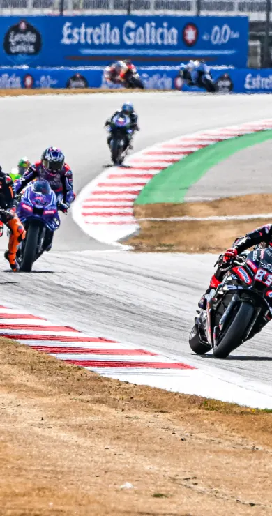 Carousel Slide Image of Aprilia setzt Ducati unter Druck