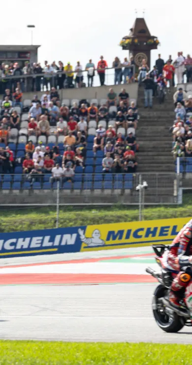 Carousel Slide Image of Wer rast am Red Bull Ring zum Sieg?