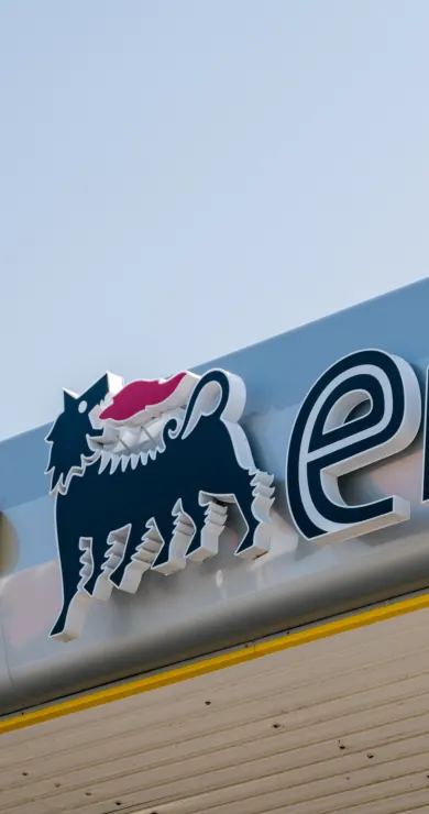 Carousel Slide Image of Eni deckelt Spritpreise