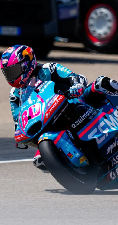 Carousel Slide Image of Silverstone: Rennen Moto2