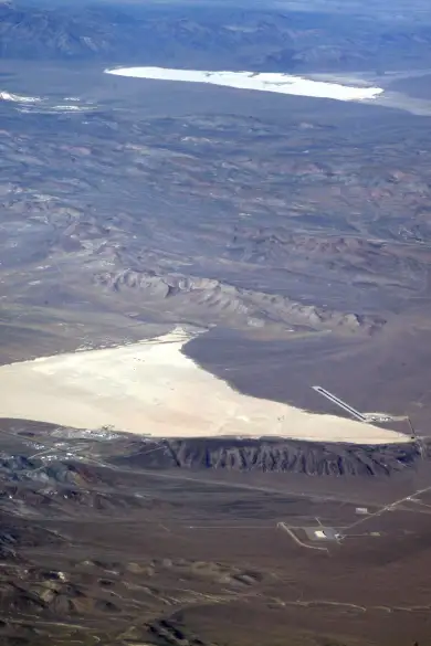 Carousel Slide Image of Sturm auf Area 51
