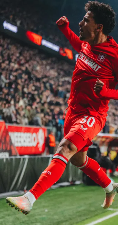Carousel Slide Image of Test: Schalke vs. Twente