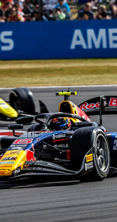 Carousel Slide Image of Silverstone: Highlights Sprintrennen