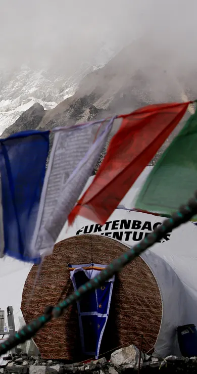 Carousel Slide Image of Everest: Ende eines Mythos