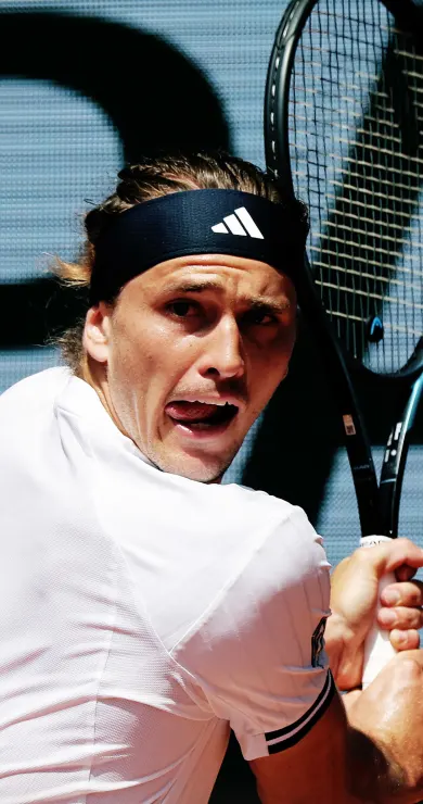 Carousel Slide Image of Zverev in Topform