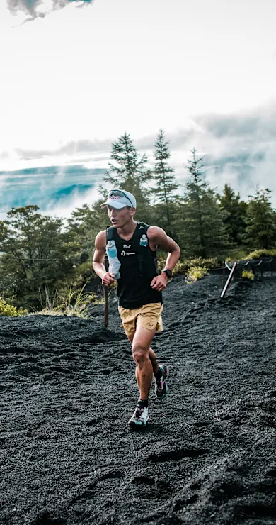 Carousel Slide Image of Mount Fuji in One Stroke