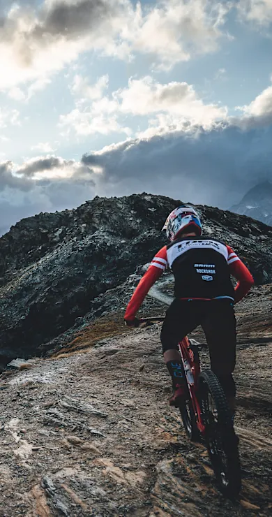 Carousel Slide Image of Going In