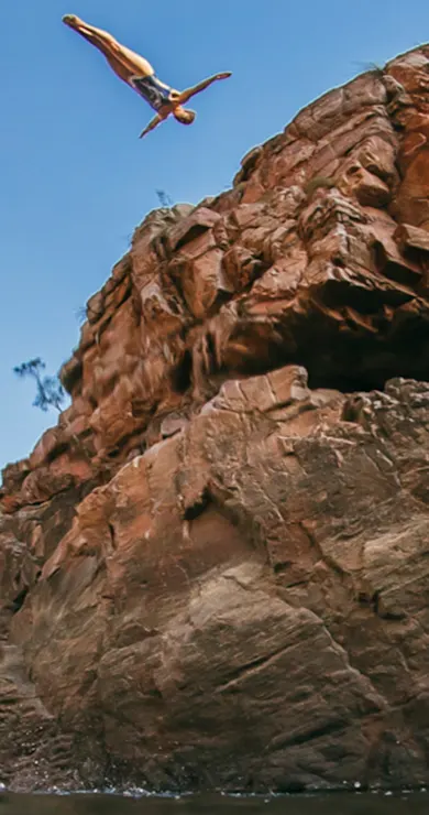 Carousel Slide Image of Rainbow Dive