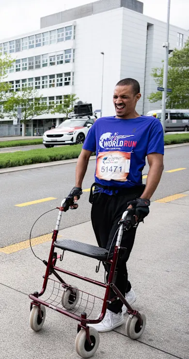 Carousel Slide Image of Orlando Duque and David Mzee in Fuerteventura