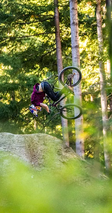 Carousel Slide Image of Mountainbiken in Châtel – Reboul Jam
