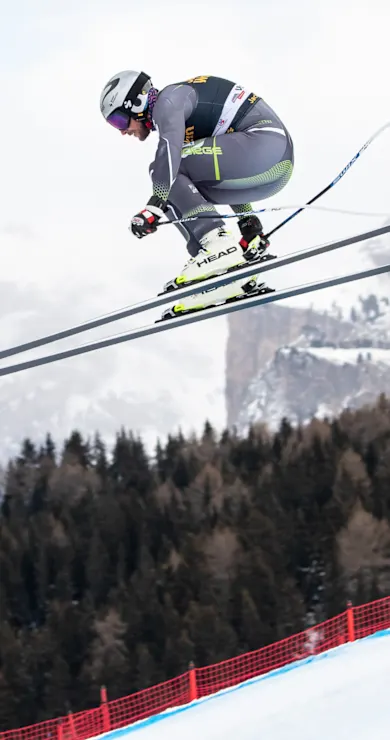 Carousel Slide Image of Il mondo dello sci saluta Aksel Lund Svindal