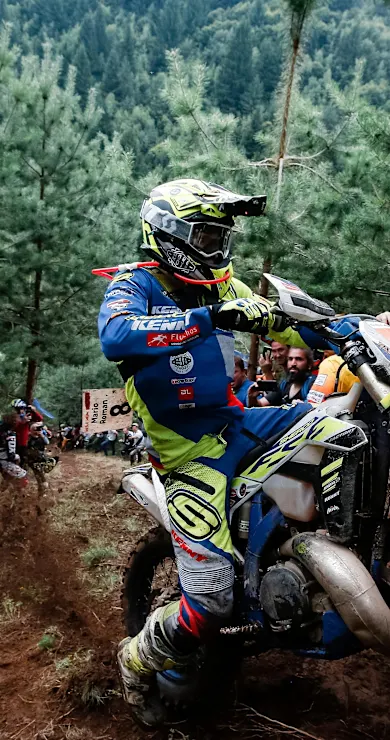 Carousel Slide Image of The home advantage