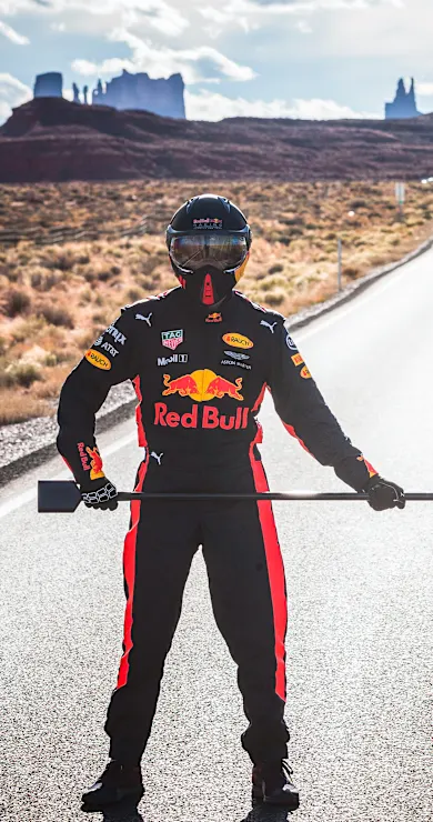 Carousel Slide Image of F1 drivers cross the USA