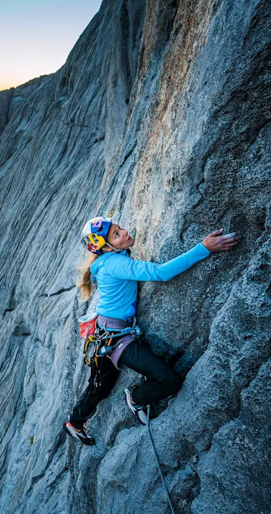 Carousel Slide Image of Rayu