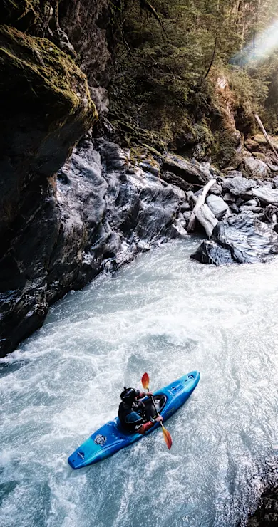 Carousel Slide Image of From a pinball human to 93kph speed skating