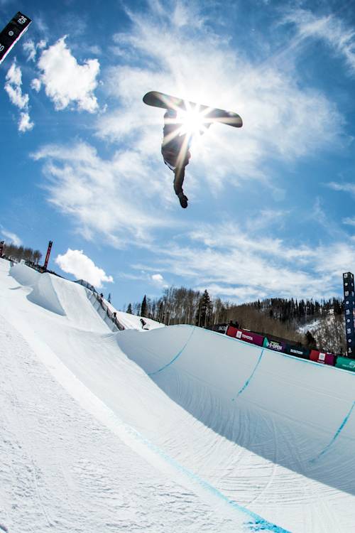 Scotty James returns to Aspen to compete