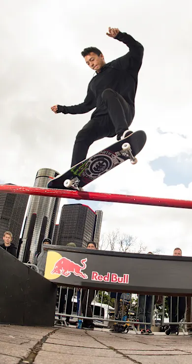 Carousel Slide Image of Hart Lines