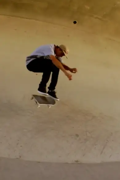 Carousel Slide Image of Quem comanda o skate?