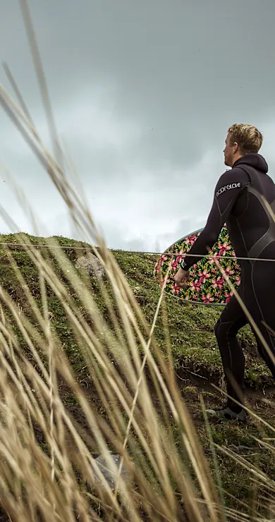 Carousel Slide Image of Irish seas and hurricane winds
