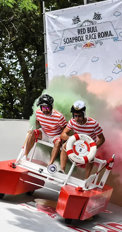 Carousel Slide Image of Die beliebtesten Seifenkisten der Fans 2018