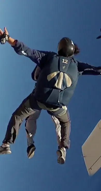 Carousel Slide Image of Ab in die Wüste