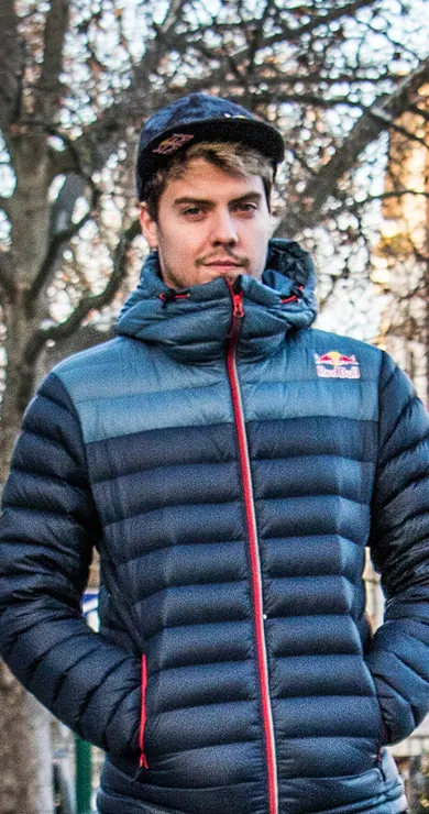 Carousel Slide Image of xPeke's evolution