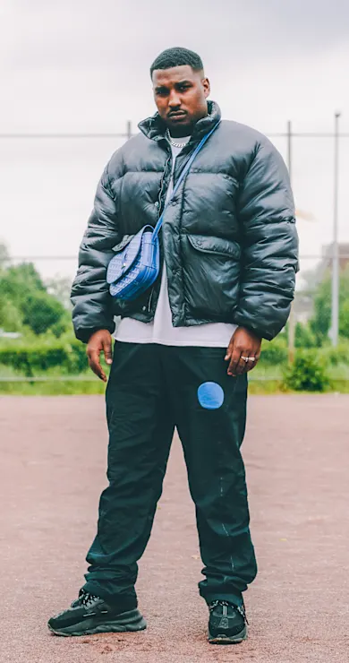 Carousel Slide Image of Reezy