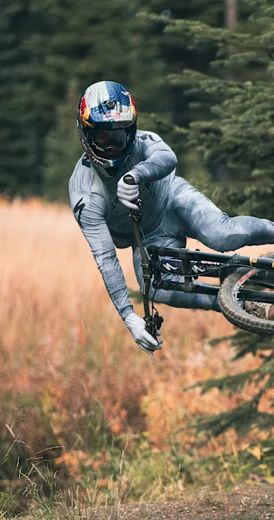 Carousel Slide Image of Pure Geschwindigkeit mit Finn Iles