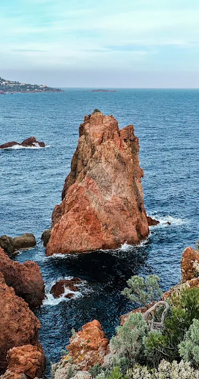 Carousel Slide Image of Red Bull Cliff Diving World Series