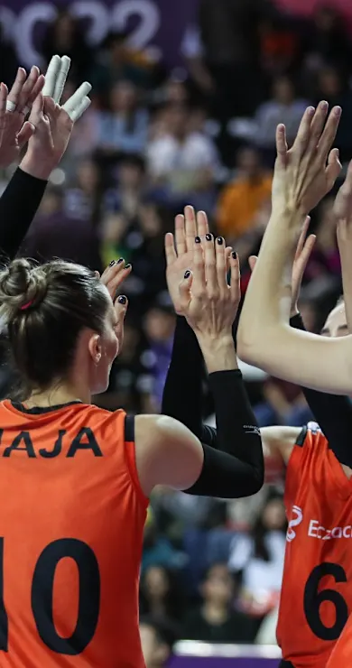 Carousel Slide Image of Volleyball Champions League