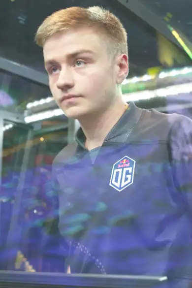 Carousel Slide Image of Against the Odds - niezwykła historia Team OG