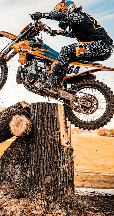 Carousel Slide Image of Moto Maverick