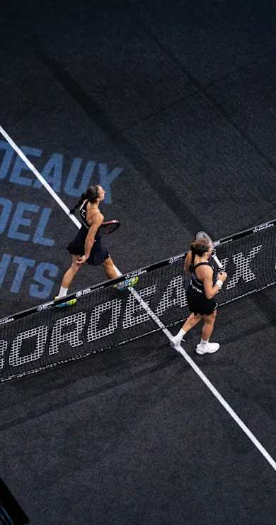 Carousel Slide Image of Quarter-finals Centre Court – Bordeaux