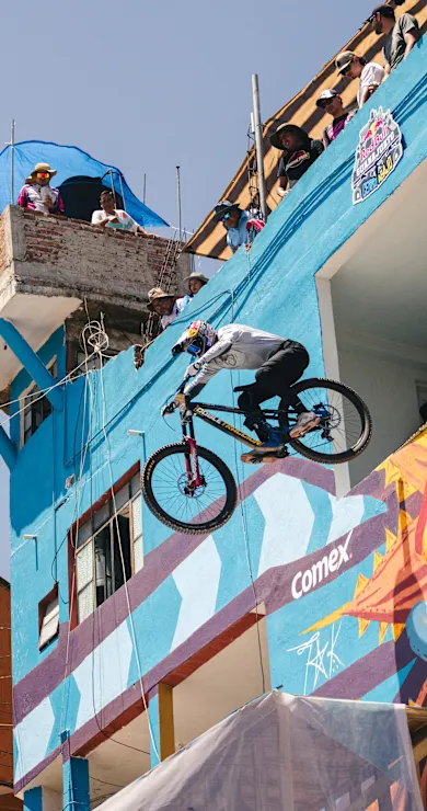 Carousel Slide Image of Red Bull Guanajuato Cerro Abajo: Livestream