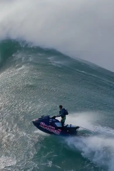 Carousel Slide Image of TUDOR Nazaré Big Wave Challenge - Livestream