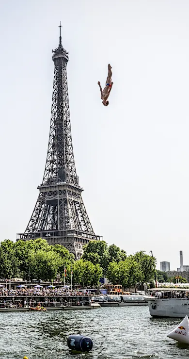 Carousel Slide Image of Finale – Paris