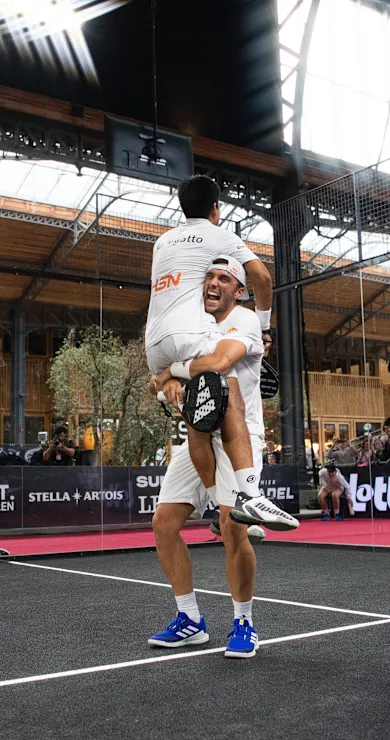 Carousel Slide Image of Finale – Brüssel