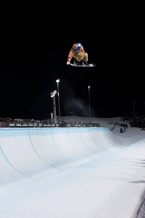 Snowboard Halfpipe presented by The Bomb Hole