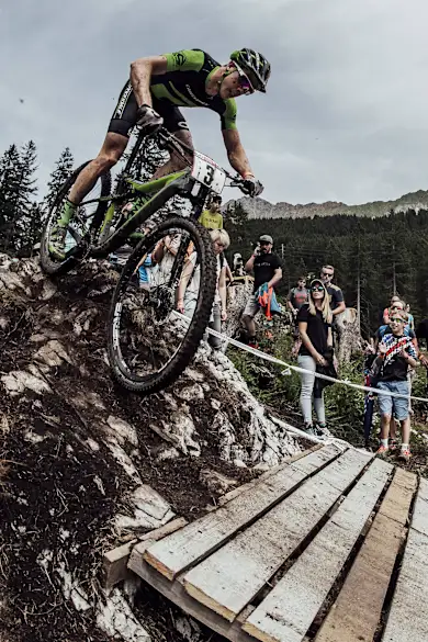Carousel Slide Image of Men's XCO Finals (EN) – La Bresse