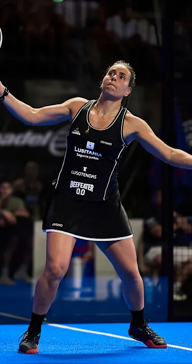 Carousel Slide Image of Cuartos, Pista Central – Cancún Premier Padel P2