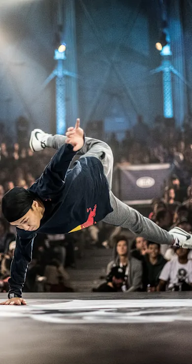 Carousel Slide Image of Final Mundial (PT) – Zurique, Suíça