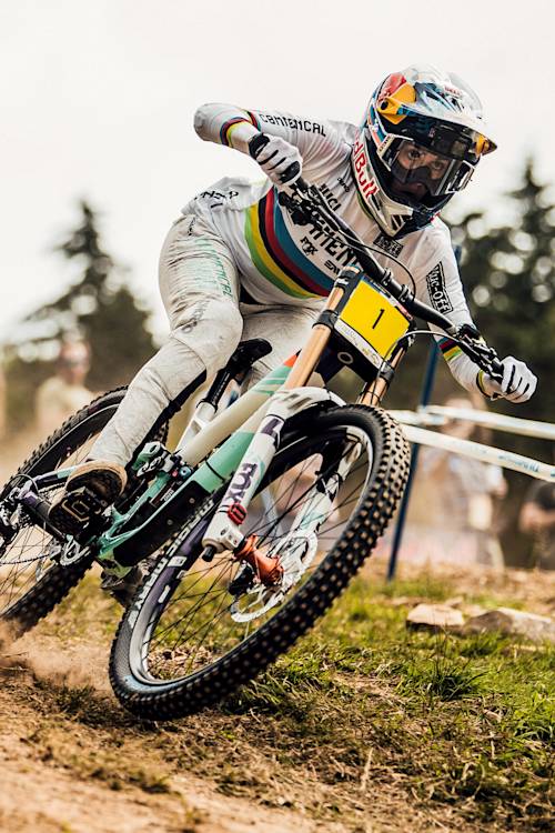 Women's DH final – Lourdes